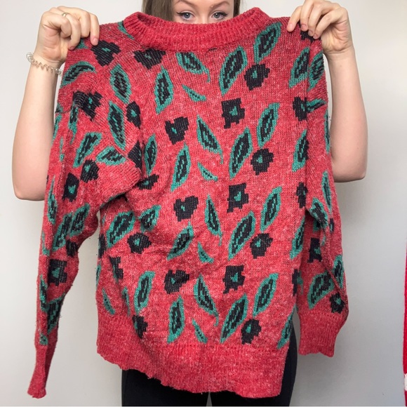 VINTAGE Red Green Leaf 90s Sweater - Picture 7 of 7